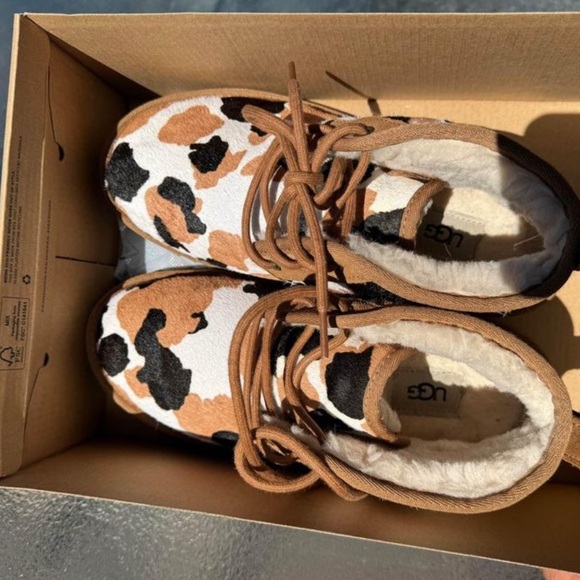Uggs cow print Neumel - Picture 2 of 5